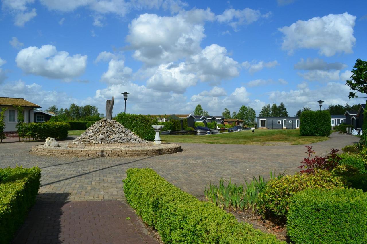 Wuivend Riet Gelegen Op Resort Venetie ヒートホールン エクステリア 写真